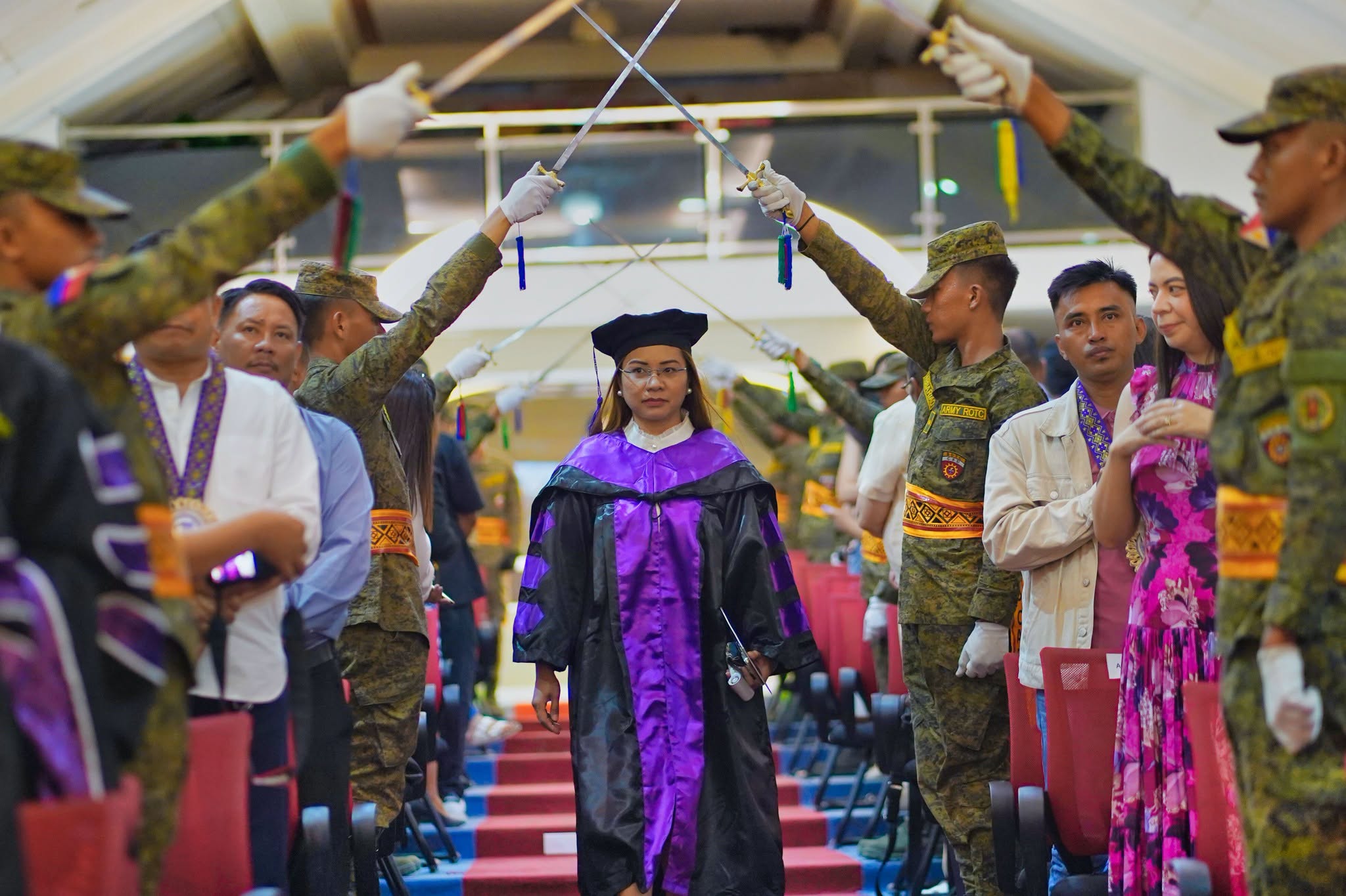 24TH-GRAD-COL-PHOTOSET photo 40